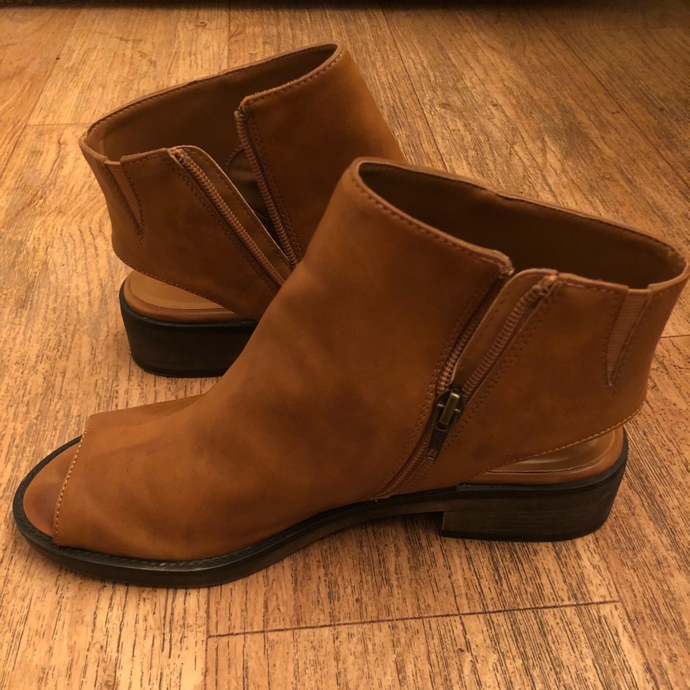 unique open toe/heel boots/flats